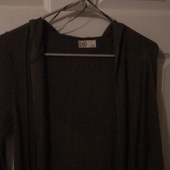 Cute long sweater, Army green color! 🌷 - Picture 2 of 4